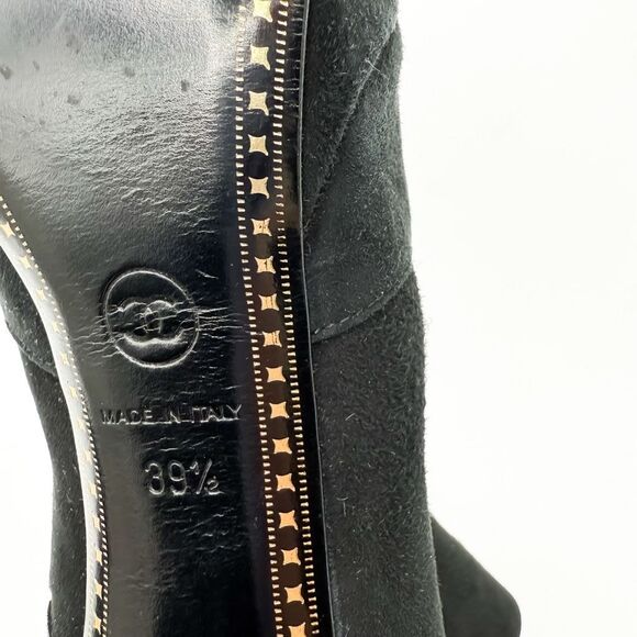 Chanel CC Cap Toe Black Suede Leather Ankle Boots Heels EU 39.5 - Picture 11 of 13